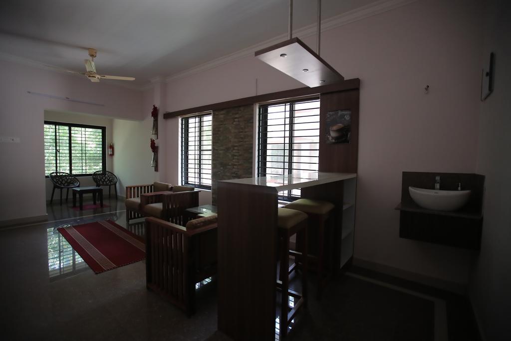 Anchorage Serviced Apartments Коччи Экстерьер фото
